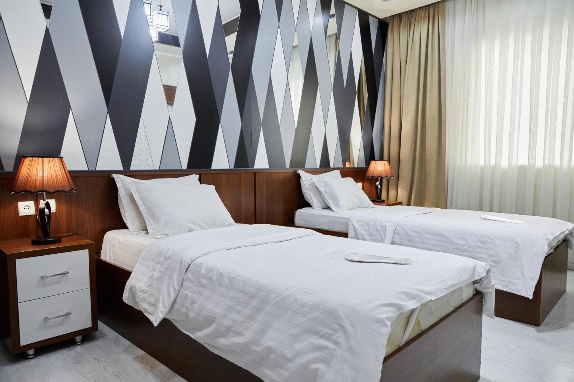 Hotel Art Palace Tashkent Bagian luar foto