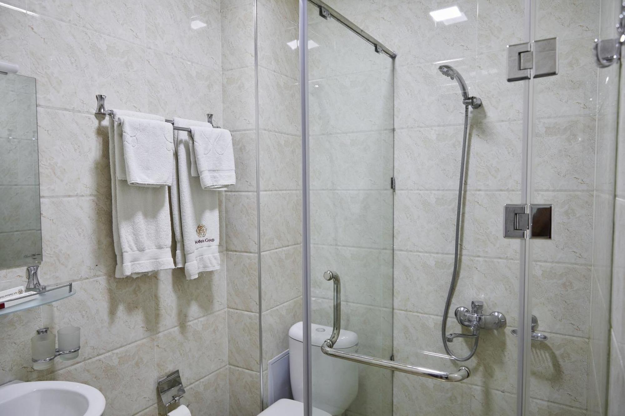 Hotel Art Palace Tashkent Bagian luar foto
